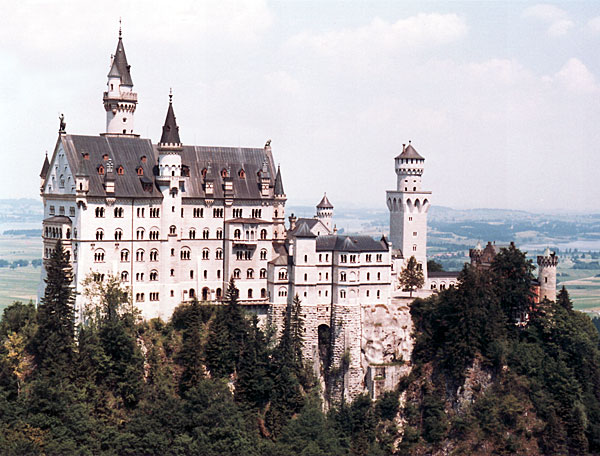 Bilden visar slottet Neuschwanstein.